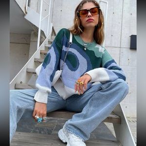 Crew Neck Abstract Wave Knit Sweater